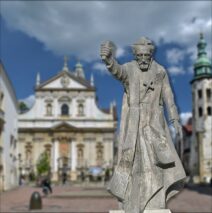 Walka o pomnik ks. Piotra Skargi – rejterada władz Krakowa